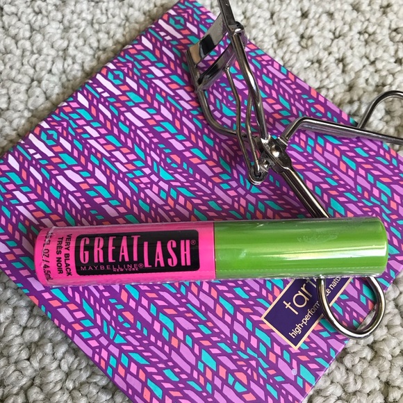 $1 Maybelline Great Lash Mascara, very black - Picture 1 of 1